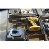 Image 4 : 2 DeWalt 7.2 V Cordless 1/2" Drivers with Chargers & Cases - No Batteries