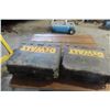 Image 5 : 2 DeWalt 7.2 V Cordless 1/2" Drivers with Chargers & Cases - No Batteries