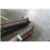Image 4 : 2 Hydraulic Outriggers