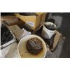 Image 7 : Pallet Lot: Siding Screws (Various Colours), Nails, Drywall Screws and More
