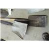 Image 2 : 6 Shovels and Spades
