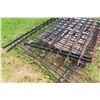 Image 5 : 4 Pieces Rod Iron Railing 96" Including 36" Gate