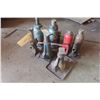 Image 1 : 7  Bottle Jacks