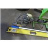 Image 2 : 48" Level, 2 Work Lights, and Handle