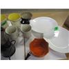 Image 2 : BOX C/W MUGS, CORELLE PLATES, ETC