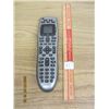 Image 1 : Harmony 650 Remote Control Hi End with Screen Working