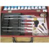 Image 3 : Royal Langnickel Artist Painting Set with Wooden Box