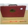 Image 5 : Royal Langnickel Artist Painting Set with Wooden Box