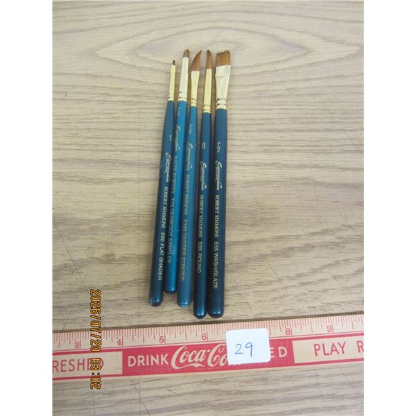 Set of 5 Robert Simmons Artist Paint Brushes