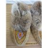 Image 2 : Hand Made Rabbit Fur Beaded Moccasins