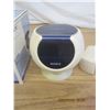Image 2 : Vintage Sony Dream Machine Clock Radio with Original Box Tested and Working