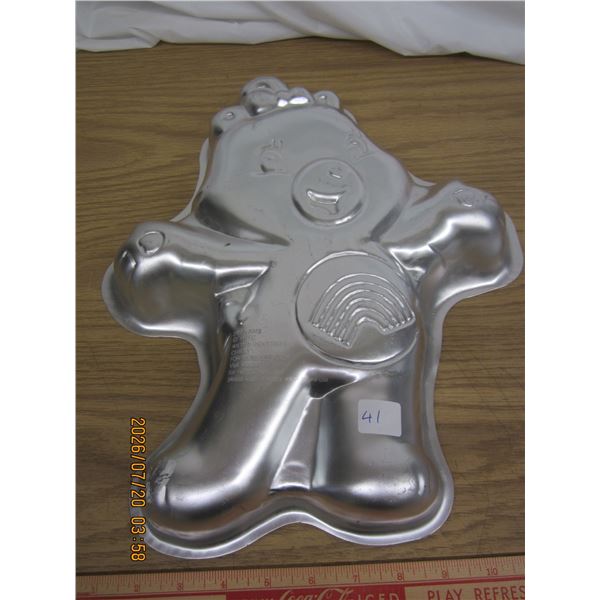 Wilton Industries Care Bear Metal Cake Pan