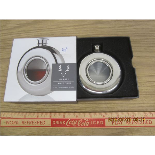 Viski Scope Flask with Original Box Never Used
