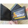 Image 3 : Cat Genuine Leather Wallet in a Metal Box