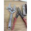 Image 2 : Lot of Hand Tools Facet Wrench, Pipe Cutter, Clamp, Allen Keys etc.