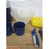Image 3 : Lot of Camping Dishes