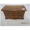 Image 8 : Estate Jewelry Box Full of Vintage Jewelry