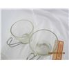 Image 5 : Vintage Mid Century Pitcher or Carafe and 2 Glasses