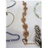 Image 4 : Lot of 8 Vintage Bracelets