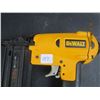 Image 2 : Dewalt 2 Inch Brad Nailer