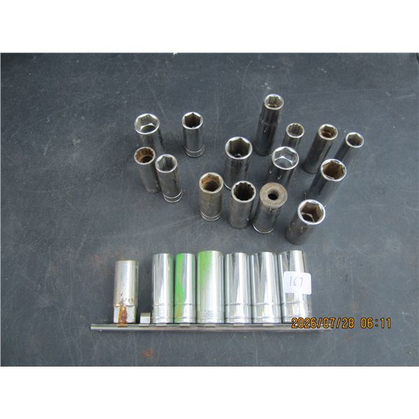 Lot of Sockets