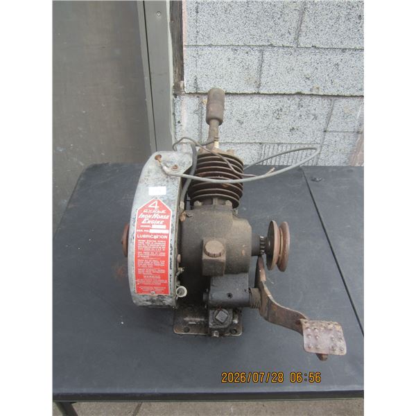 Antique Iron Horse Gas Engine - Not Seized