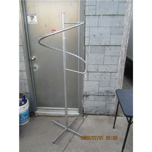 Clothing Rack Stands 6 Feet Tall