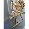 Image 4 : Antique Hand Made Wooden Spinning Wheel