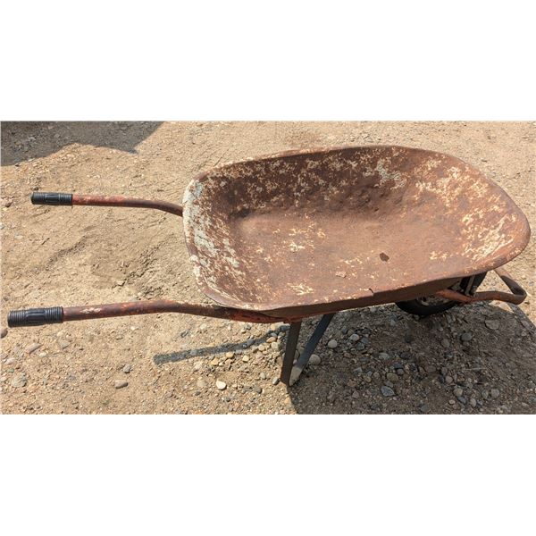 Full metal wheelbarrow