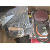 Image 3 : Lot of grinding disks and hardware