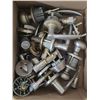 Image 2 : Assorted door knobs and handles