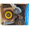 Image 4 : Orbit sander and grinding wheels