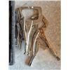 Image 3 : Vise grips, scissors, wrenches