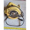 Image 1 : Black and decker circular saw- works