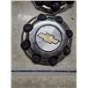 Image 2 : 4 chevy hub caps