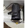 Image 4 : Vintage spot lights- untested