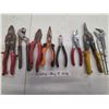 Image 1 : Assorted pliers and cutters