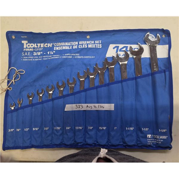 Tool tech wrench set