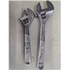 Image 1 : 2 adjustable wrenches