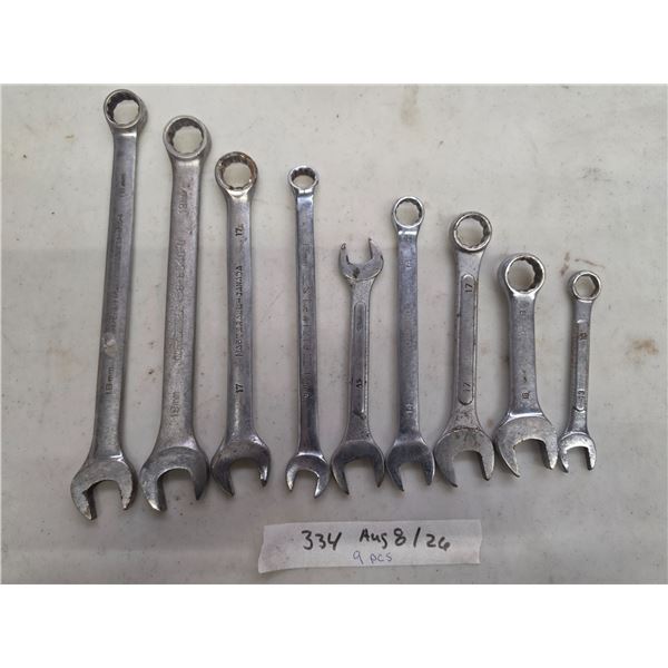 Lot of various wrenches