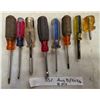 Image 1 : various screw drivers