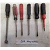 Image 1 : various screw drivers