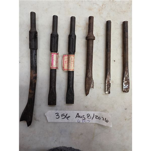 Lot of various chisels, replacement tine,