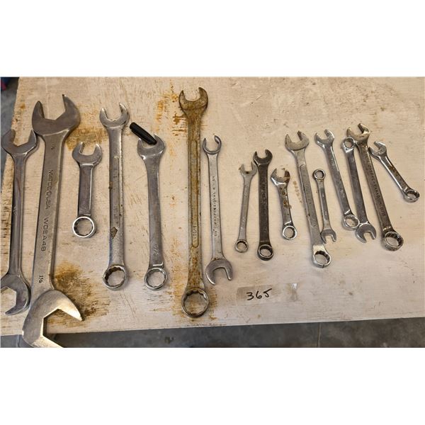 Lot of various wrenches
