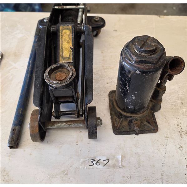 Hydraulic floor jack