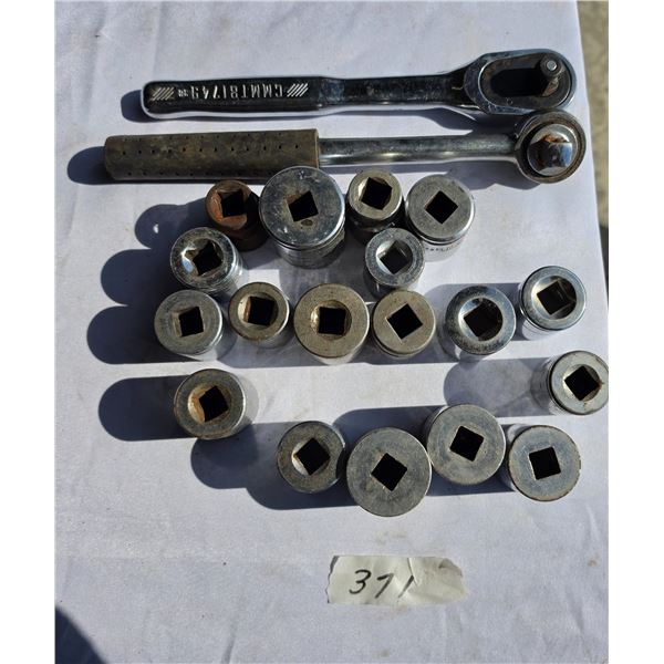 Assortment of ratchets