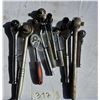 Image 1 : Assortment of ratchets