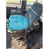 Image 14 : 2470 case tractor- runs and drives, extra tires with it