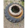Image 16 : 2470 case tractor- runs and drives, extra tires with it