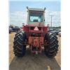 Image 6 : 2470 case tractor- runs and drives, extra tires with it